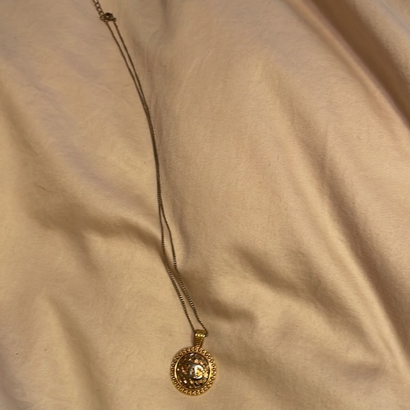 Designer button necklace - Picture 4 of 4